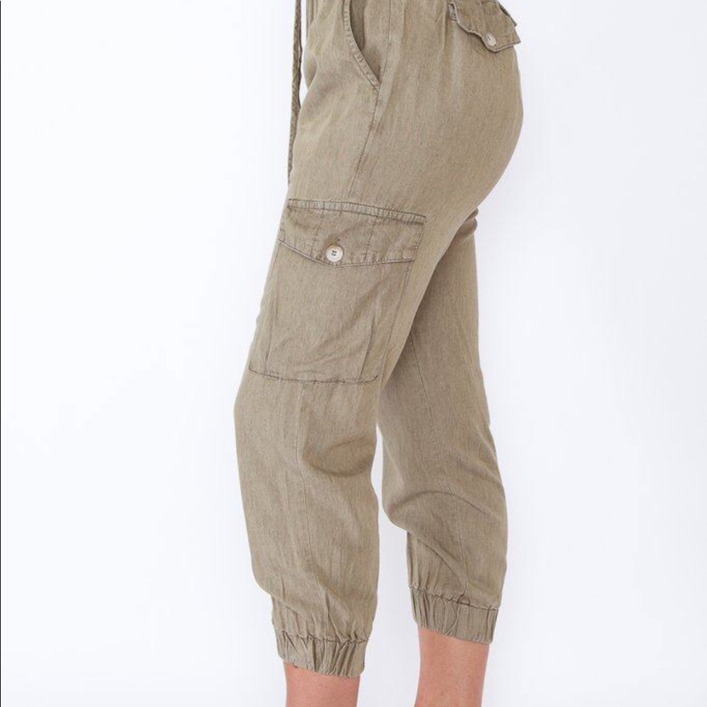 Green cargo joggers 💚 - Picture 4 of 6